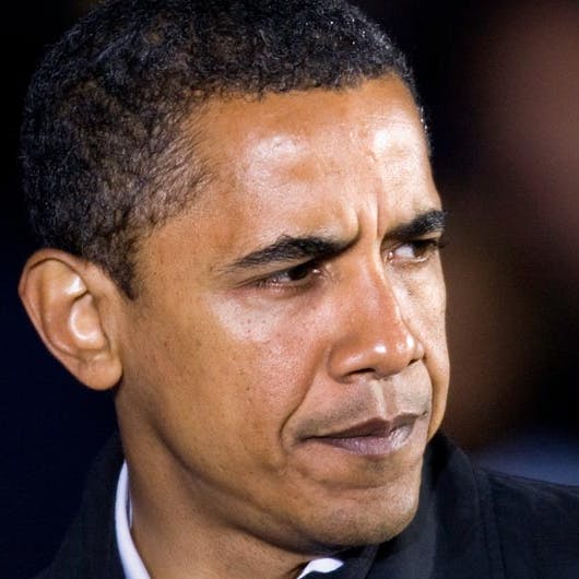 https://imgix.seoghoer.dk/media/se-og-hoer/kendte-udland/barack-obama-i-sorg1-jpg.jpg