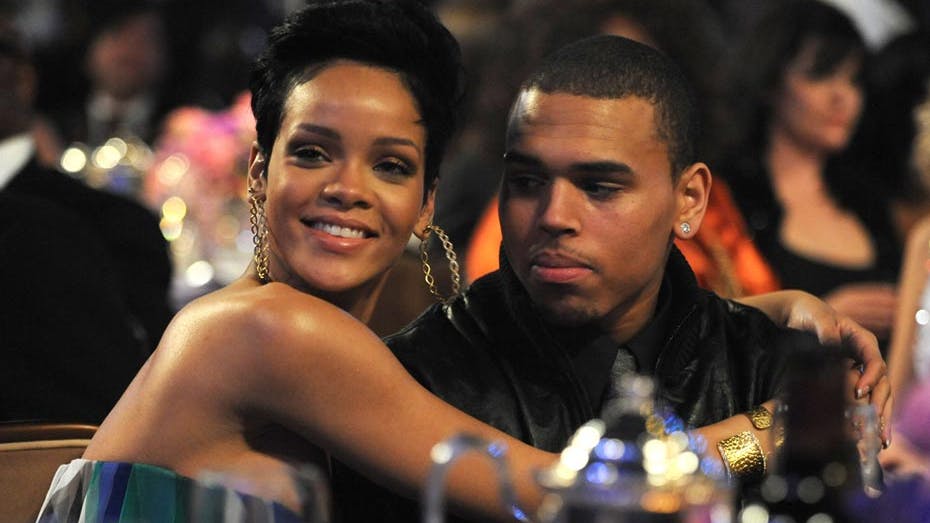Chris Brown er angiveligt bekymret for Rihanna