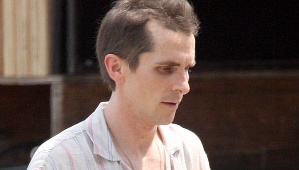 https://imgix.seoghoer.dk/media/se-og-hoer/kendte-udland/christian-bale-tynd2-jpg.jpg