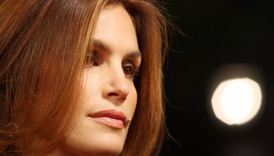 Cindy Crawford er stadig en skønhed. For hende er 43 år ingen alder