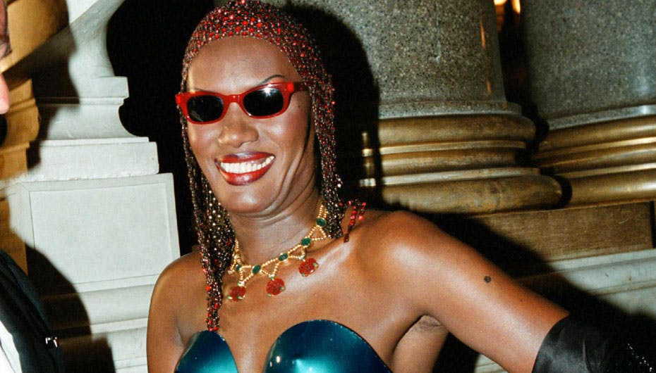 Grace Jones gav forleden koncert i Falconer og valgte altså at opleve lidt forår i København