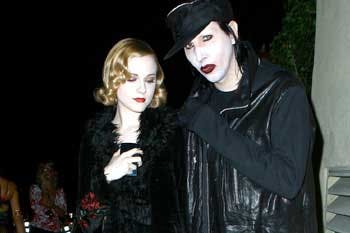 https://imgix.seoghoer.dk/media/se-og-hoer/kendte-udland/halloweenmarilynmanson-jpg.jpg