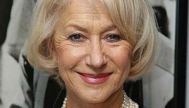 https://imgix.seoghoer.dk/media/se-og-hoer/kendte-udland/helen-mirren-paa-bordel1-jpg.jpg