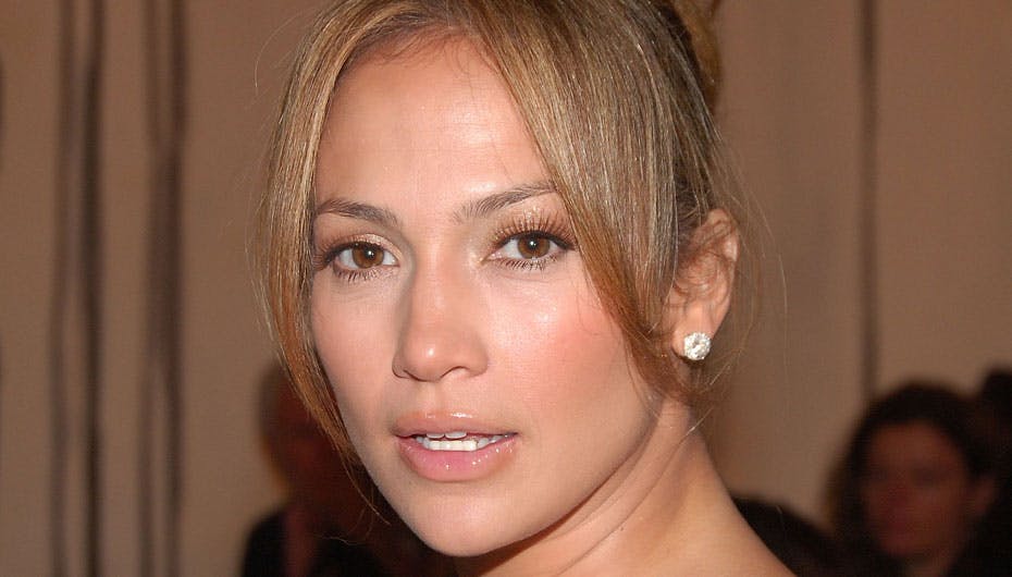 Jennifer Lopez sender måske børnene i Scientology-skole