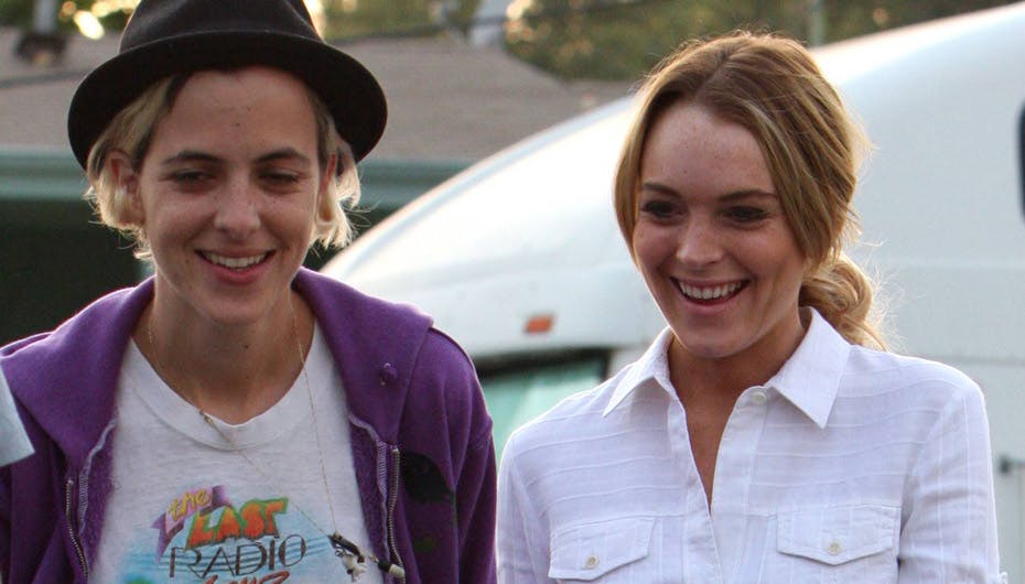 Lohan er lykkelig over, at hendes mor endelig siger god for hendes lesbiske forhold