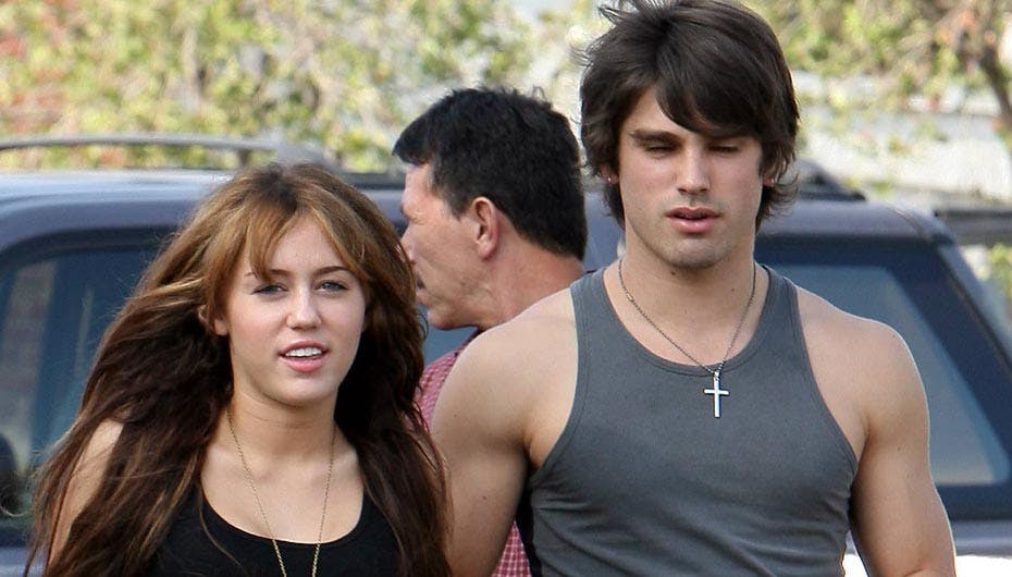 Justin Gaston er navnet på Miley Cyrus nye flamme