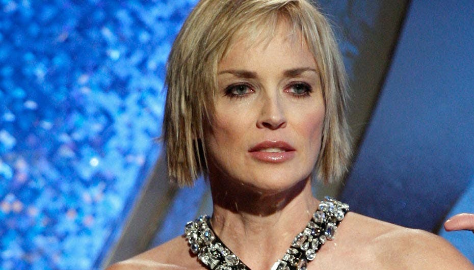 Det er svært at forestille sig, at Sharon Stone begravede sig i bøger