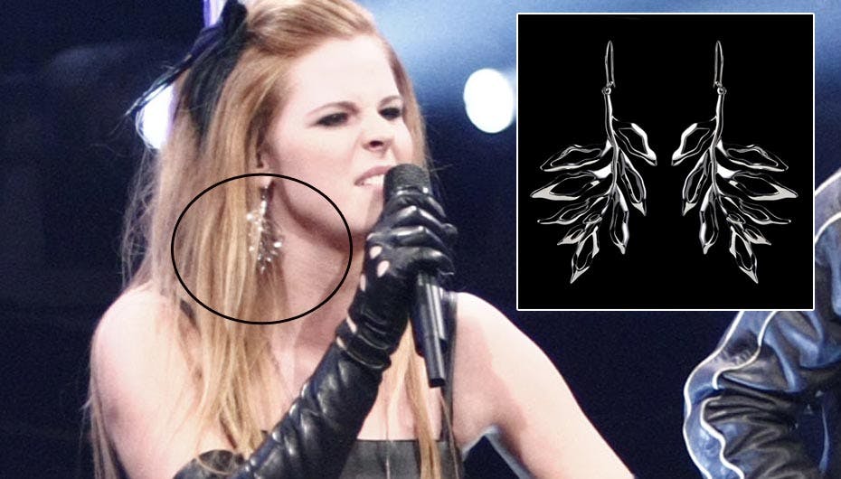 Stephanie er kun en af de mange X Factor-deltagere, der har været pyntet med Julie Sandlaus smykker