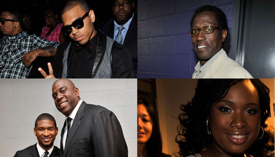 Rihannas eks Chris Brown, Wesley Snipes, basketballikonet Magic Johnson og Usher samt Jennifer Hudson var blandt de mange kendte, der dukkede op til mindehøjtideligheden