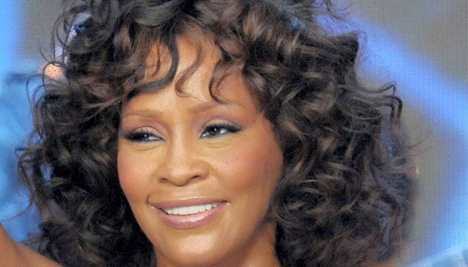 Whitney optrådte forleden i det italienske "X Factor" og klarede sig fint af en 46-årig at være