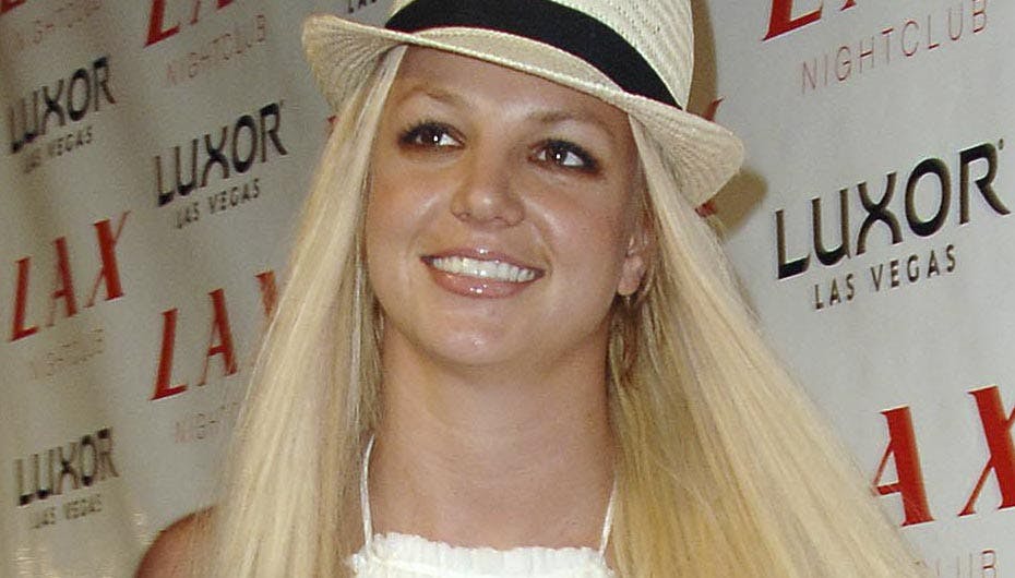 Synger pæne Britney Spears virkelig "if you fuck me?"