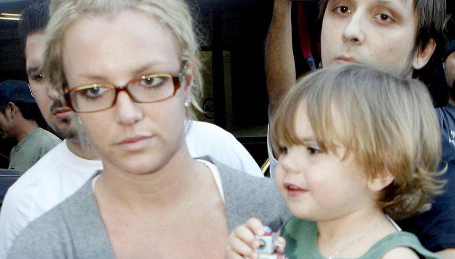Det har aldrig været helt nemt for 26-årige Britney at finde sig til rette i rollen som mor