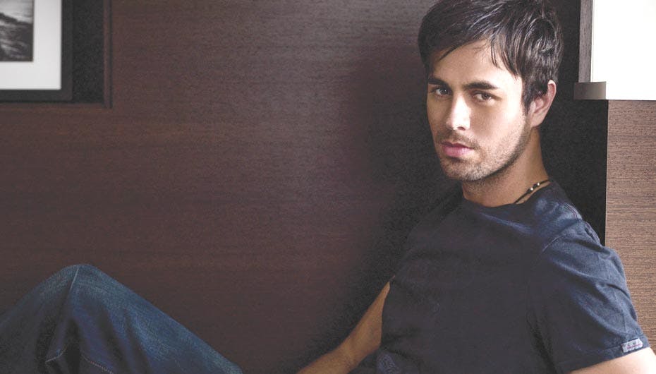 Enrique Iglesias er helt syg efter at få kastet underbukser efter sig