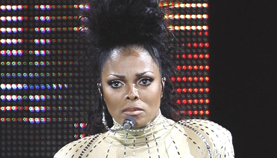 https://imgix.seoghoer.dk/media/se-og-hoer/musik/janet-jackson-indlagt1j-jpg.jpg