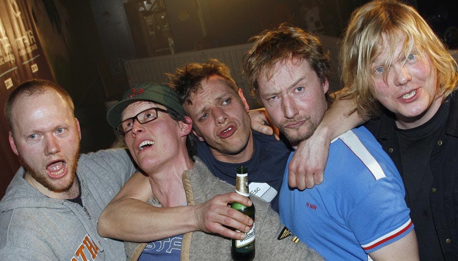https://imgix.seoghoer.dk/media/se-og-hoer/musik/magtens-korridorer-bryllup1-jpg.jpg
