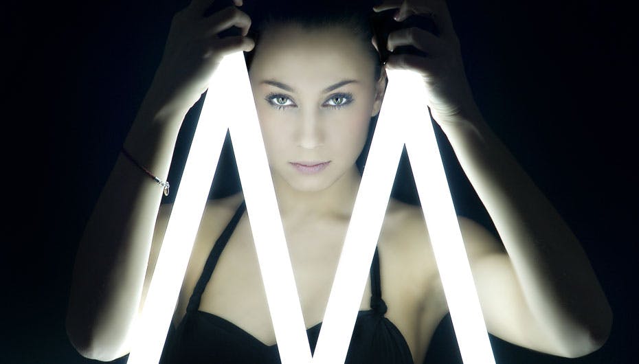 Medinas 2. album udkommer på mandag og hedder "Velkommen til Medina"