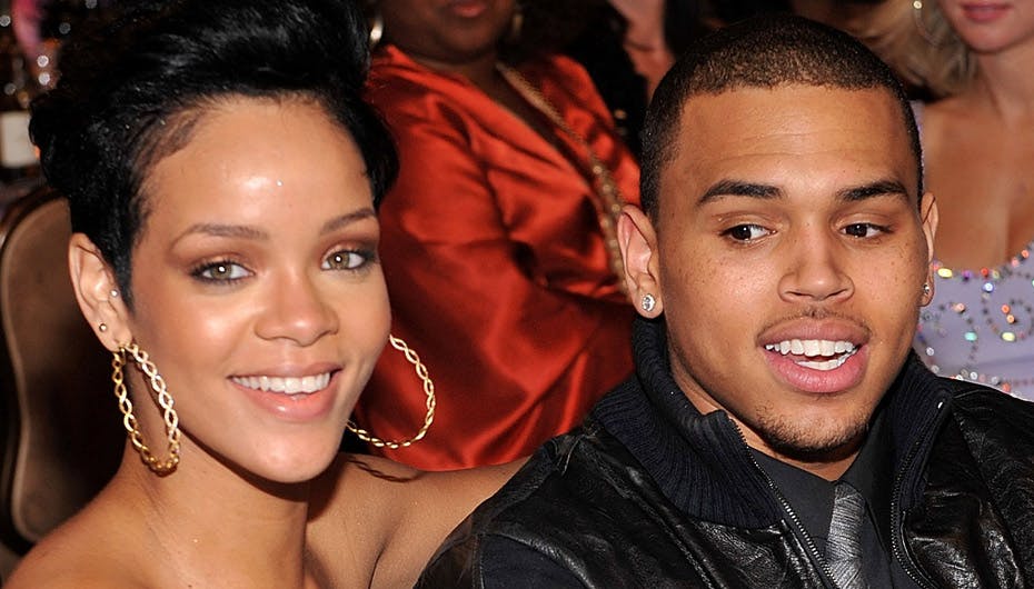 Rihanna tror, at hvis hun flytter sammen med Chris Brown, så vil han ikke slå hende igen