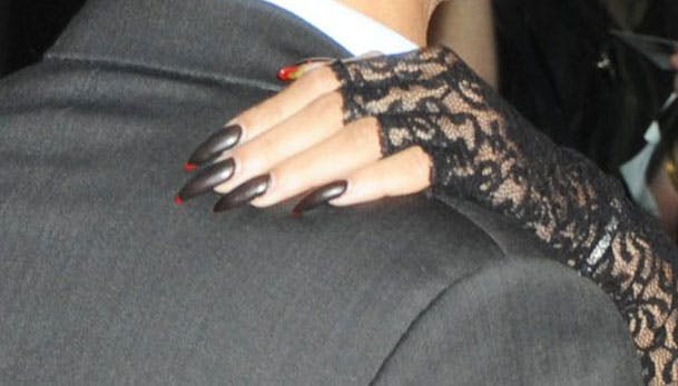 https://imgix.seoghoer.dk/media/se-og-hoer/musik/rihanna-kloer2-jpg.jpg