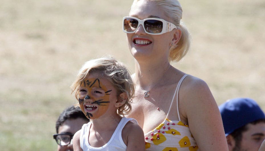 Gwen og sønnen til koncert med far Gavin