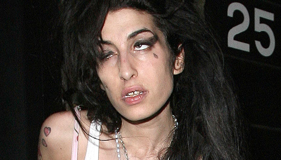 https://imgix.seoghoer.dk/media/se-og-hoer/musik/winehouse-camden04-wenn18-jpg.jpg