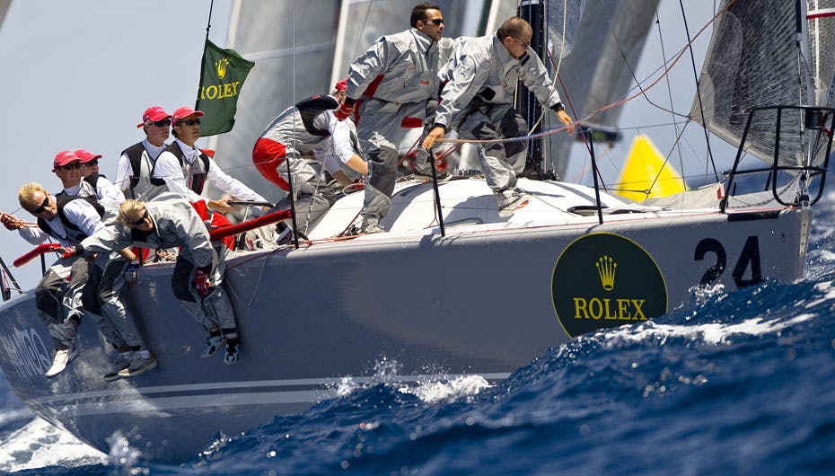 Frederik styrer – men ikke helt så godt, at det kan give ham en topplacering ved VM for Farr 40