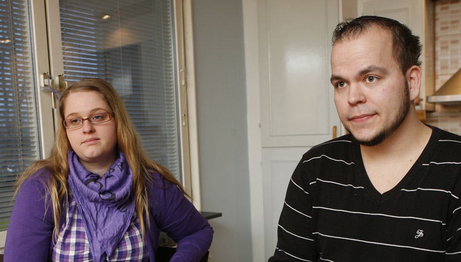23-årige André og hans to år yngre kæreste slikker sårene oven på det afslørende program