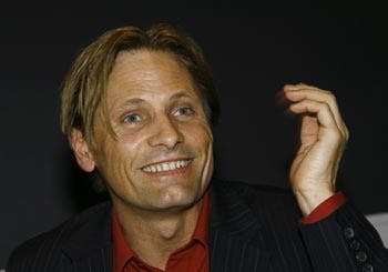 https://imgix.seoghoer.dk/media/sehoer/viggo-mweb-jpg.jpg