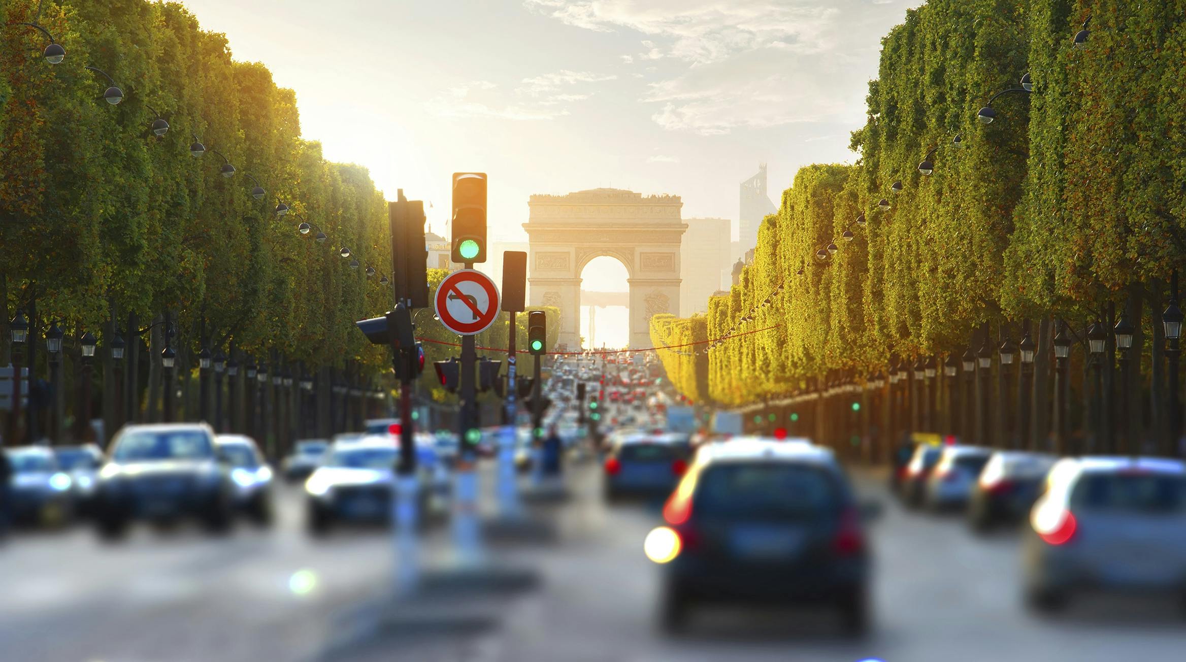 https://imgix.seoghoer.dk/paris_mega.jpg