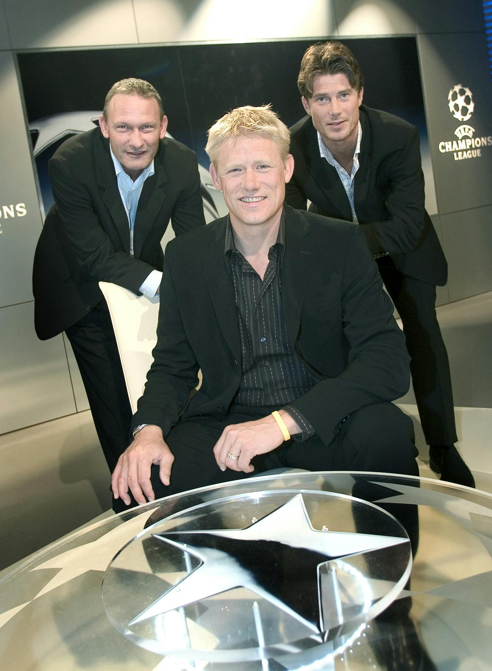https://imgix.seoghoer.dk/preben_elkjaer_peter_schmeichel_og_brian_laudrup.jpg