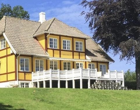 https://imgix.seoghoer.dk/soeren_pilmark_sommerhus_bornholm_boliga.jpg