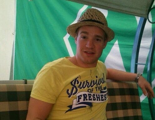 Lars Mittank var 28 år, da han rejste på drukferie med sine venner. Ingen ved, hvad der skete med ham, da han forsvandt.