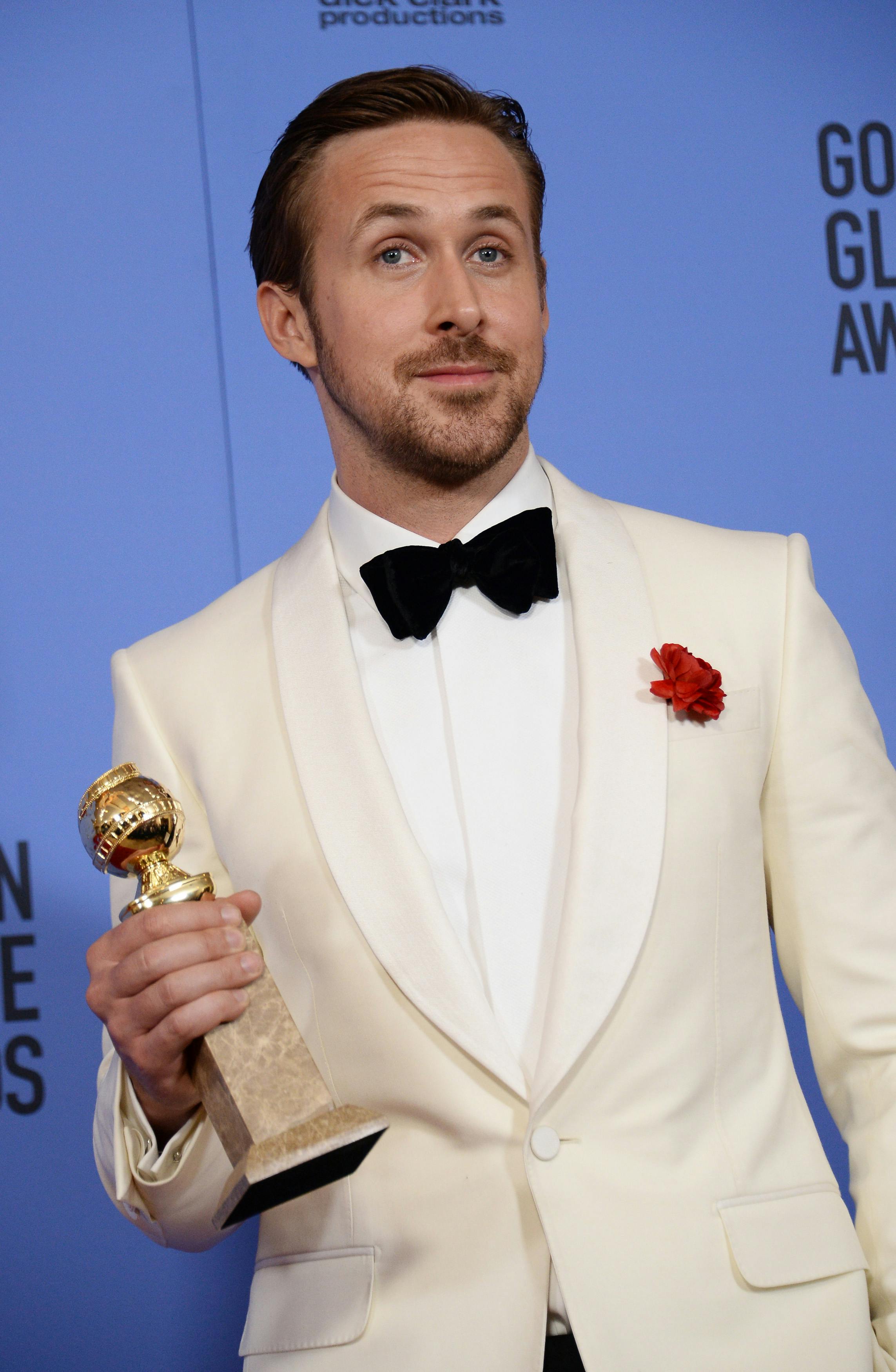 https://imgix.seoghoer.dk/storage_1/media/ryan_gosling_wins_best_actor_award_golden_globe_2017.jpg