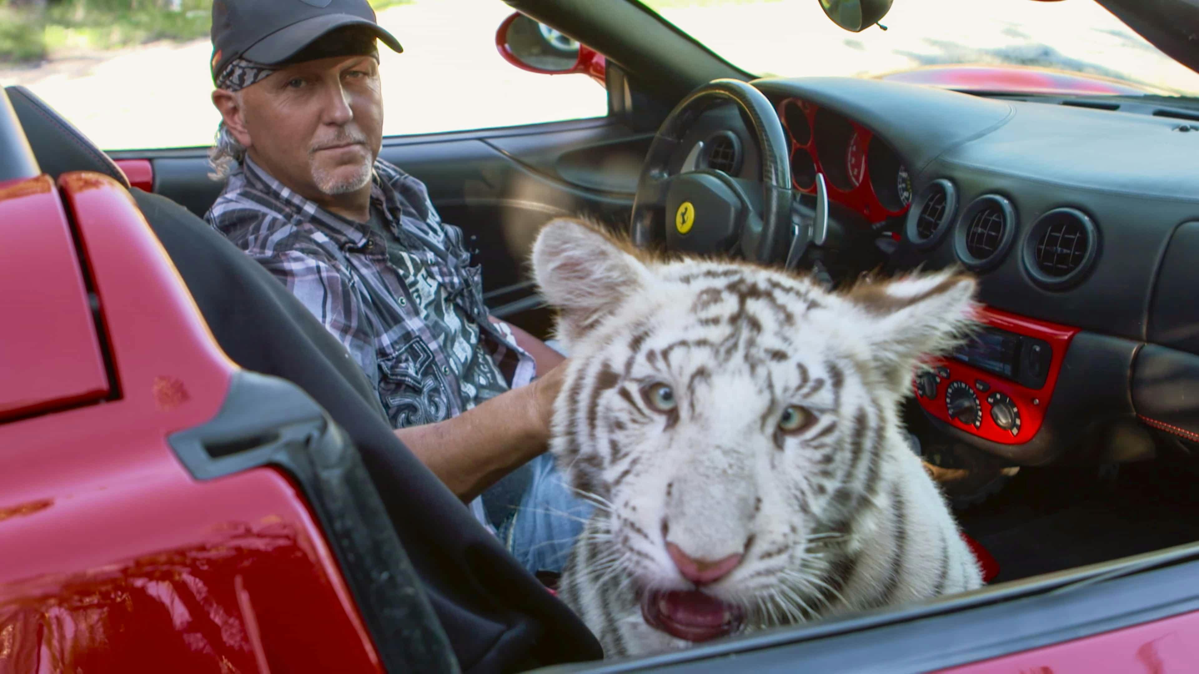 https://imgix.seoghoer.dk/storage_1/media/tigerking_murdermayhemandmadness_limitedseries_episode4_00_36_52_22_r.jpg