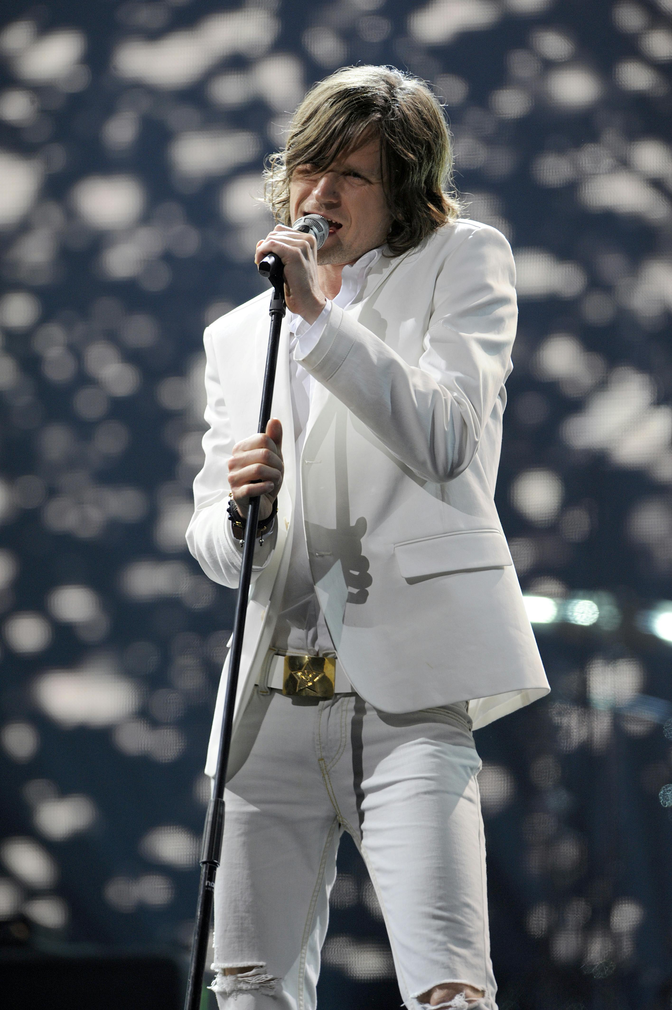 https://imgix.seoghoer.dk/thomas_ring_synger_til_x_factor_finale_2010.jpg