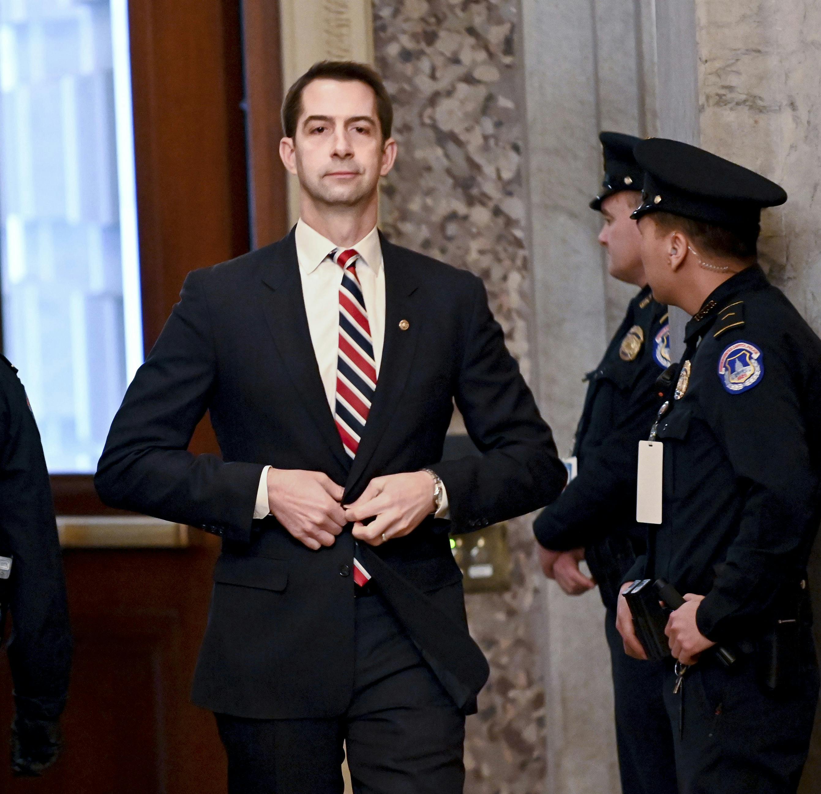 https://imgix.seoghoer.dk/tom_cotton.jpg