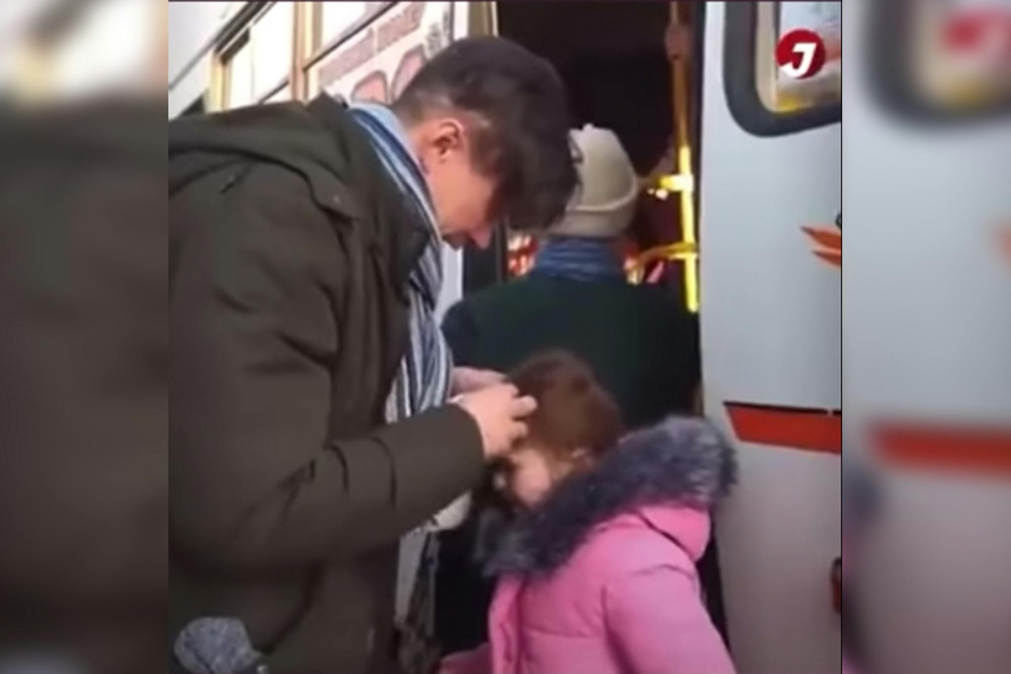 https://imgix.seoghoer.dk/ukraine_hat_til_datter.jpg